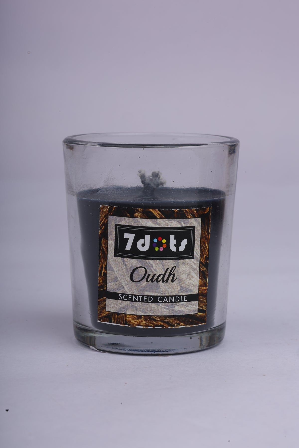 Oudh Glass candle