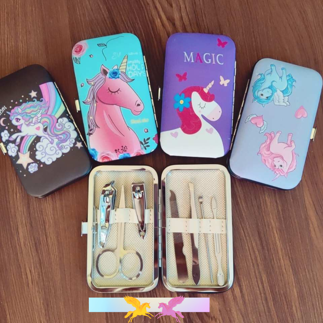 UNICORN MANICURE SET