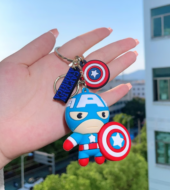 SUPERHERO-KEYCHAIN