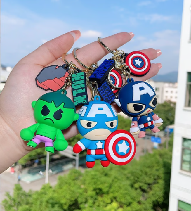 SUPERHERO-KEYCHAIN